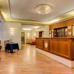 **** Hotell San Donato - Centro Italien